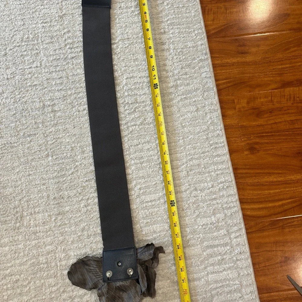 Womens Wide Elastic Waist Belt Oversized 3D Fabric Flower Dark Gray Rosette 32in